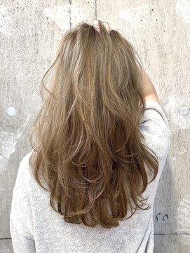 ロビー 青山(ROBBY) レイヤー/ロングレイヤー/レイヤーカット/10代20代30代/表参道