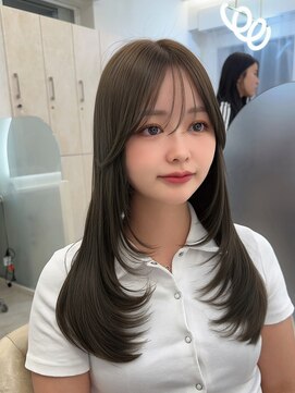 ネモネ バイ ミリー 梅田茶屋町(nemone by milly) 【梅田茶屋町】レイヤーカット×内巻き