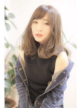 アマンドール(Aman D'or) ほつれワンカール×ミルクティーベージュ