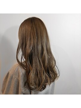 シュシュ(Chou-Chou) 『chou-chou 』グレージュカラー