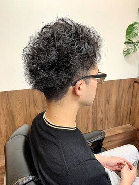 ヘアーボックス メリー(Hair box Merry) アシメパーマ