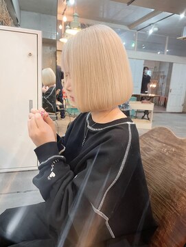 メーヴェ(Mowen) [ 内巻きボブ ]