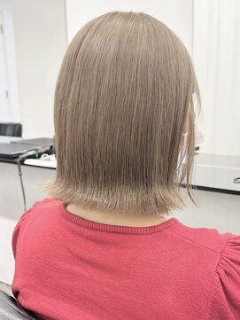 ココ 本八幡(KOKO) #黒髪#小顔#クラゲヘアー#オリーブグレー#ココアベージュ#美髪