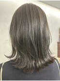 オリーブグレージュ◎外ハネミディ