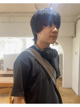 ラナ 渋谷(Lana) 波巻きハイライトマッシュパーマウルフセンターパート渋谷黒染め