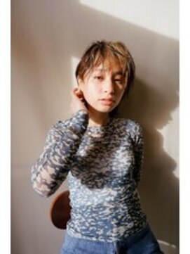 ディジョン(Dijon) 韓国顔まわりレイヤーカットグレージュオリーブベージュブラウン