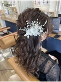 結婚式にオススメ♪華やかなハーフアップ☆