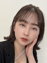 ノイ(noi) 顔周りレイヤーカットくびれヘアミルクティーベージュカラー