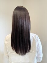 ラヴィン(LOVIN’)&nbsp;ピンクベージュ/ストレートヘア/グレイカラー