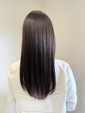 ラヴィン(LOVIN’) ピンクベージュ/ストレートヘア/グレイカラー