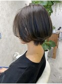 大人の爽やかショートボブスタイル