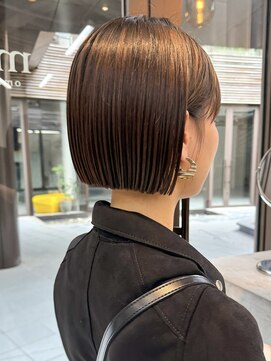 ミィ 表参道(mee.) 黒髪/ボブウルフ/ネビージュ/小顔/ワンレン/髪質改善/前髪