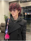 くるくるピンクハイライトパーマ