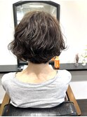 ラフに揺れる、こなれ大人カール