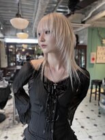 スリー(three)&nbsp;WHITE