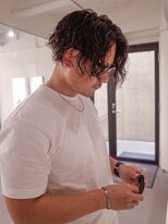 レフ(LEF)&nbsp;大人ウェーブ/波巻きパーマ/縦落ち/センターパート/ケアパーマ