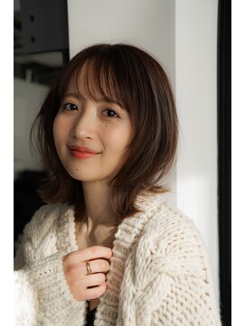 銀座　ボブ　レイヤー　切りっぱなし　ハイライト