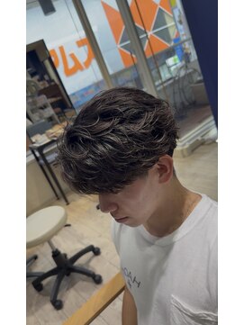 ハッシュタグネイビー 仙台駅前店(＃NAVY) シャドウパーマ/仙台駅前/フェザーパーマ/スパイキーショート
