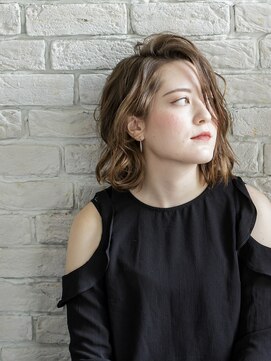 リック(Ric by KENJE) 大人グレージュ