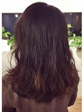 リコモ(Likkle More) エレガントハイライト 担当中嶋 【十条 美容室 リコモ】