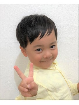フィーカ(FIKA hair&care) キッズ！かっこかわいいショート