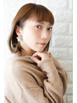 ノイン(noine) コーデの主役を飾るゆったりニットを。