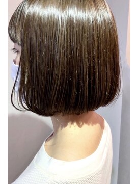 アプリコ(APREKO) フェミニンボブ