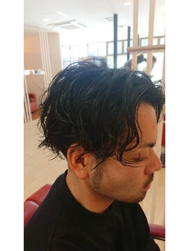 スタジオ ジョイ STUDIO Joy 下垂木店 ツイストスパイラル/サイドパート/センターパート/韓国マッシュ