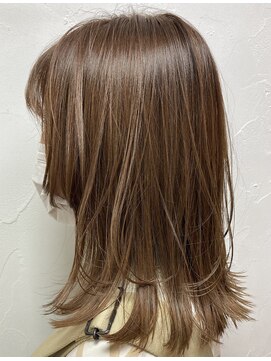 ノクターン 池袋(NOCTURNE) ミディアムウルフ