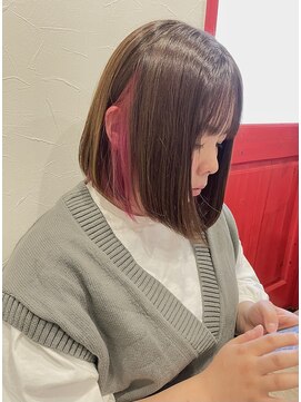 ロッソフィーロ(Rosso Filo) ピンクインナーカラー　Instagram【@dai_n29】