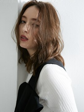 グロウバイニューヨークニューヨーク(Grow by NYNY) 【打越】ウェーブ×ミディアム×ベージュ