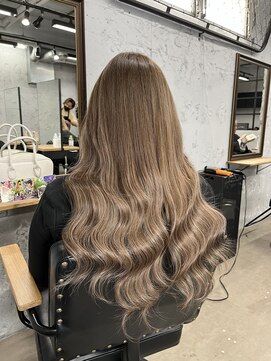 ワン(ONE) ブラウン