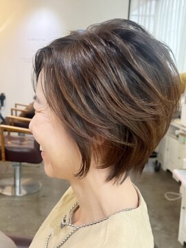 グリー(Gree) Gree【大人ショートレイヤー】