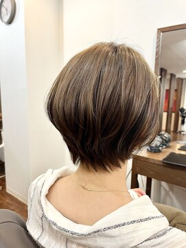 セレスト 心斎橋店(CELESTE) 女性らしい柔らかカラーのショートボブ