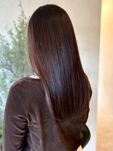 美々百花 ザスパ(美々百花 theSPA) ブラウンベージュ 髪質改善トリートメント ストレート 艶髪 30代