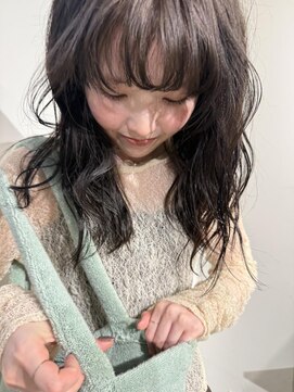 ツナグ(tsunagu) グレージュカラー