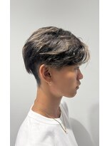 ウシワカマルガーデン(ushiwakamaru Garden)&nbsp;フェザーショート × ローライトカラー