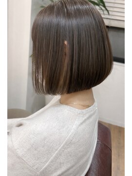 アンネル(An nelle) 上品まとまり 前下がりボブ