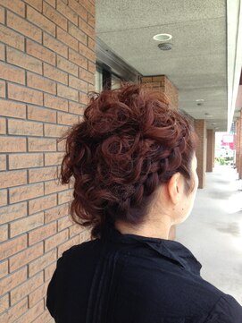 美容室メデューサ都府楼店 編み込みアップSet