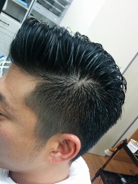 イーストフィールド ★メンズ専門 #理容室 #床屋 #カジュアル