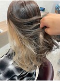 インナーカラーミルクベージュイヤリングカラーハイトーンカラー