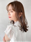 美髪アプリコットオレンジミディアムレイヤーくびれヘアaa