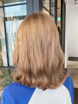 ラヴィズム 名駅店(LUVISM) 10代20代30代ミルクティーベージュダブルカラーケアブリーチ