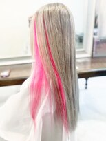 ヴァンクラウドコウベ(VENT CLOUD KOBE) 20代30代大人可愛いインナーカラーアッシュベージュ×ピンク