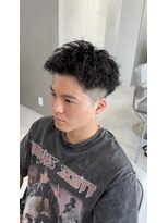 ホワイト(WHITE)&nbsp;ピンパーマ　刈り上げスパイキー