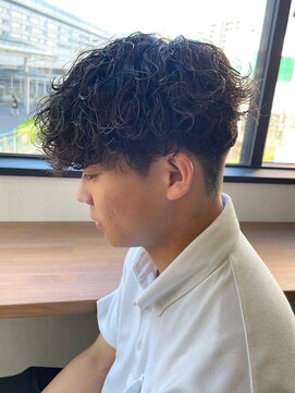 エルマーク 京橋(L-MARK) シャドウパーマメンズカットスパイラルパーマツイスパ波巻き