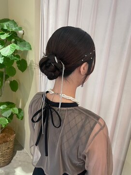 イーズ(ease.) カチモリヘア/シニヨン/パール/お呼ばれヘアアレンジ