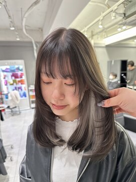 アテバイルイス 喜連瓜破(ATE by luis) ◎レイヤーカット/インナーカラー/グレージュ