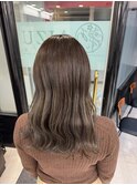 ショコラブラウン