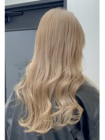 エトワール(ETOILE)&nbsp;神戸三ノ宮ミルクティーベージュブリーチハイトーンダブルカラー